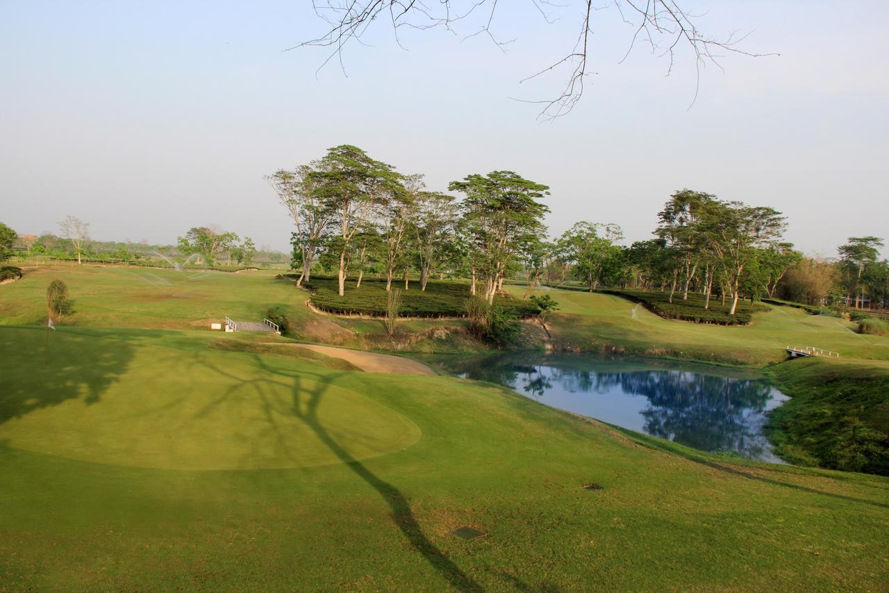 Kaziranga Golf Resort Jorhat Exterior photo